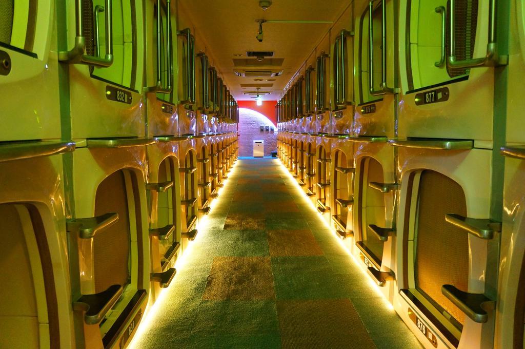 Capsule Hotel 310 Tokyo Camera foto