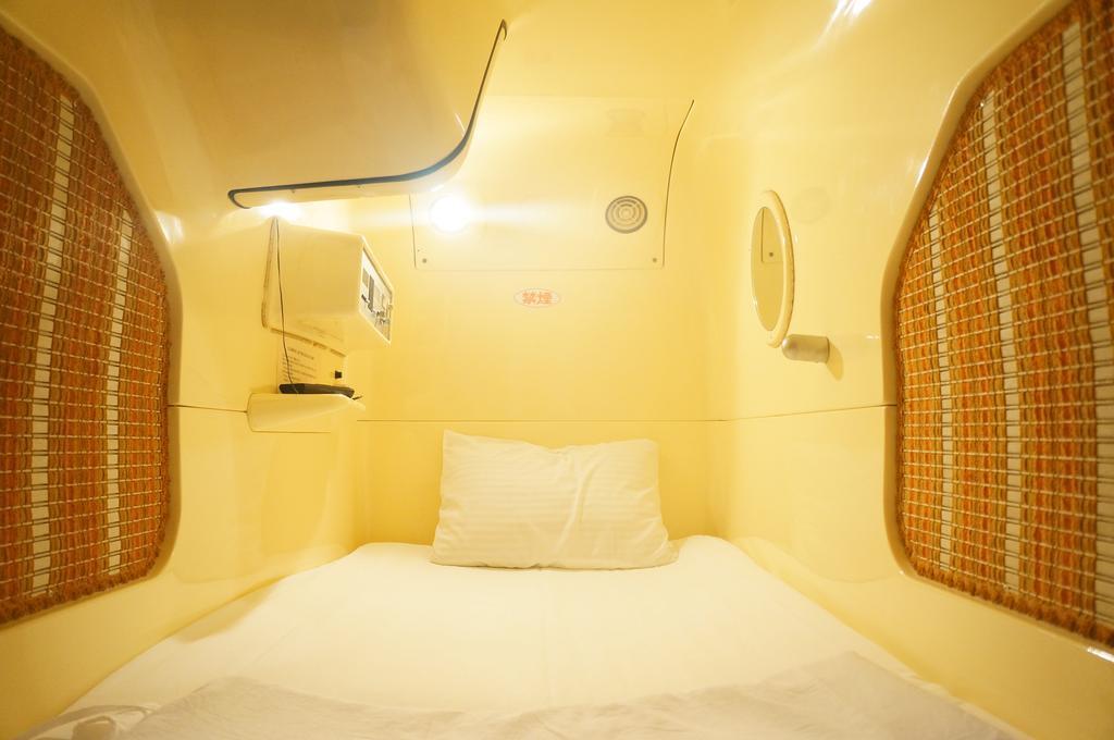 Capsule Hotel 310 Tokyo Camera foto
