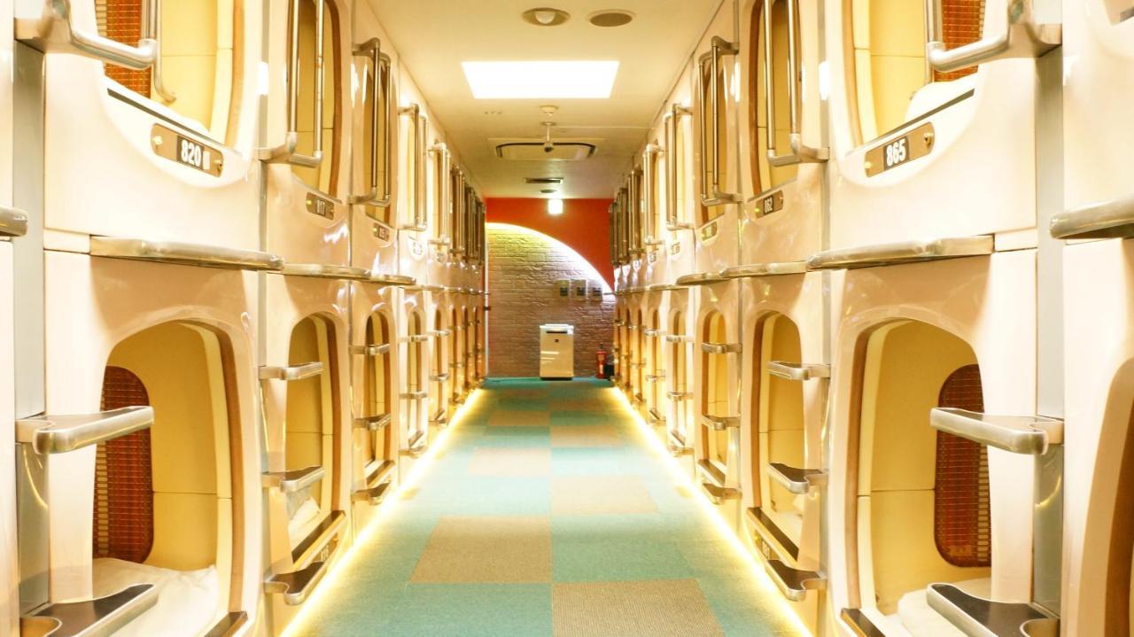Capsule Hotel 310 Tokyo Esterno foto